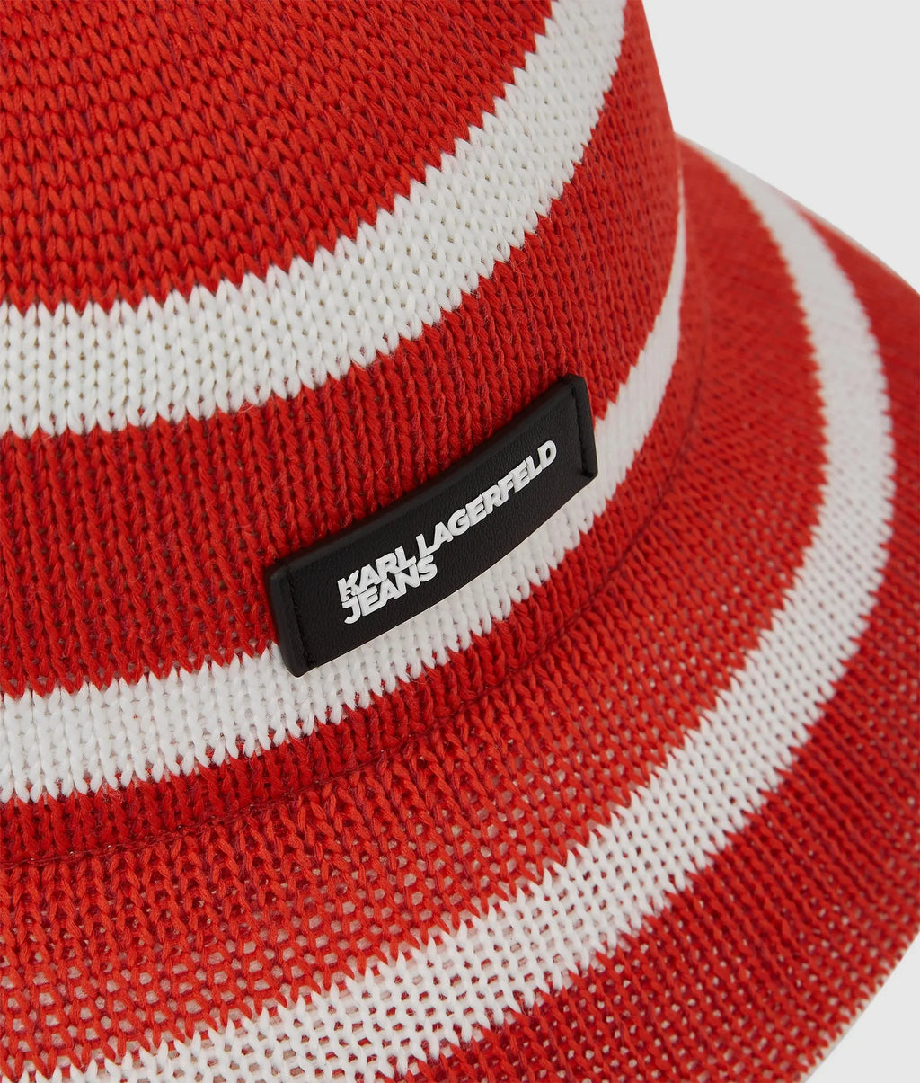 KNITTED STRIPED BUCKET HAT