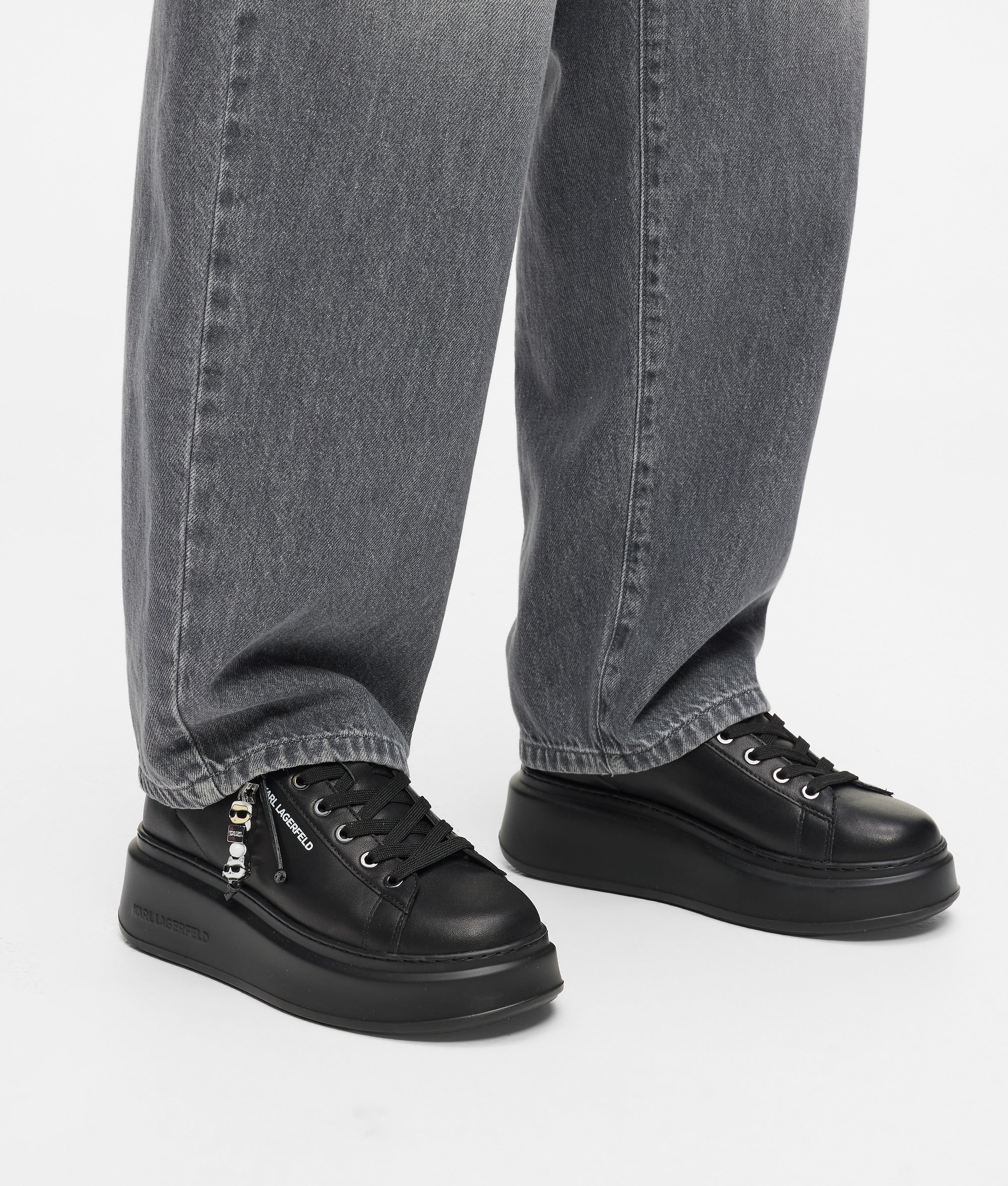 ANAKAPRI IKON CHARM SNEAKERS