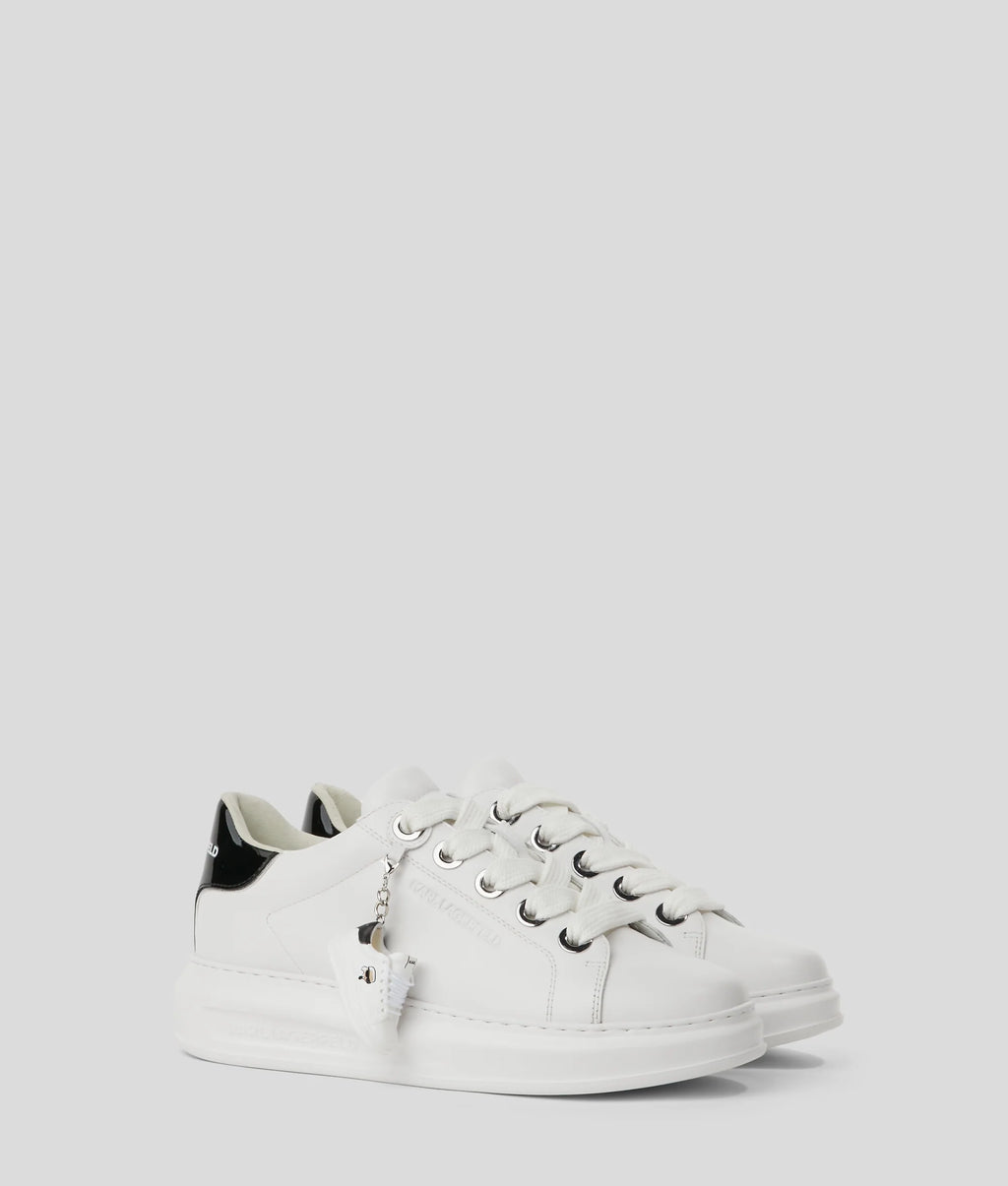KAPRI KEYCHAIN SNEAKERS